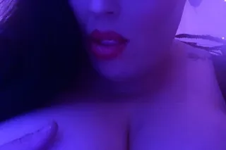 THICK BABI WITH LUSCIOUS LIPS THIGHS TITS AND ASS - Image 5