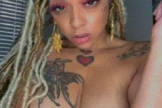 Only Add 👻Add My Snapchat.. danyqxv👉 ✅.Facetime Fun.. 👉🏻👌🏻Kissing lipsKissing lipsAnd Ready for incall or out call🚘car call🚗 AVAILABLE 24hrs💞 Video Sex Chat,NEW Video Content sell... - Image 2